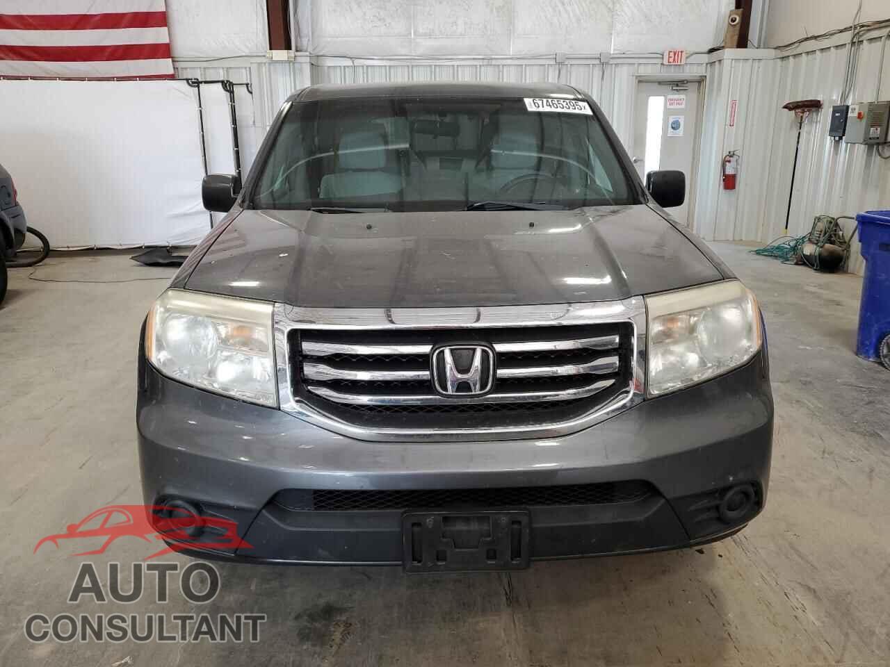 HONDA PILOT 2013 - 5FNYF4H25DB015437