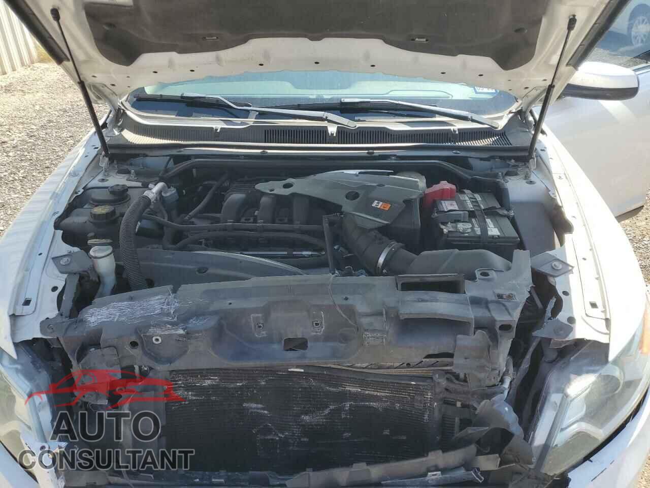FORD TAURUS 2012 - 1FAHP2EW4CG111918