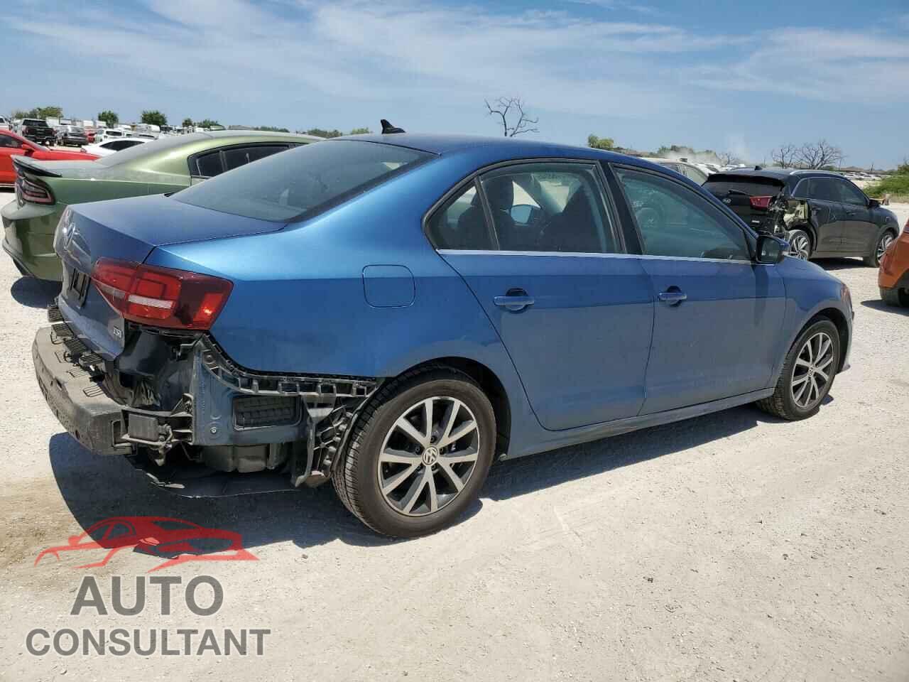 VOLKSWAGEN JETTA 2017 - 3VWDB7AJ4HM334310