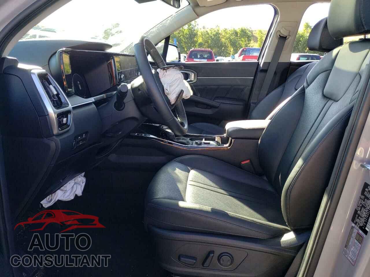 KIA SORENTO 2023 - 5XYRKDLF3PG237420