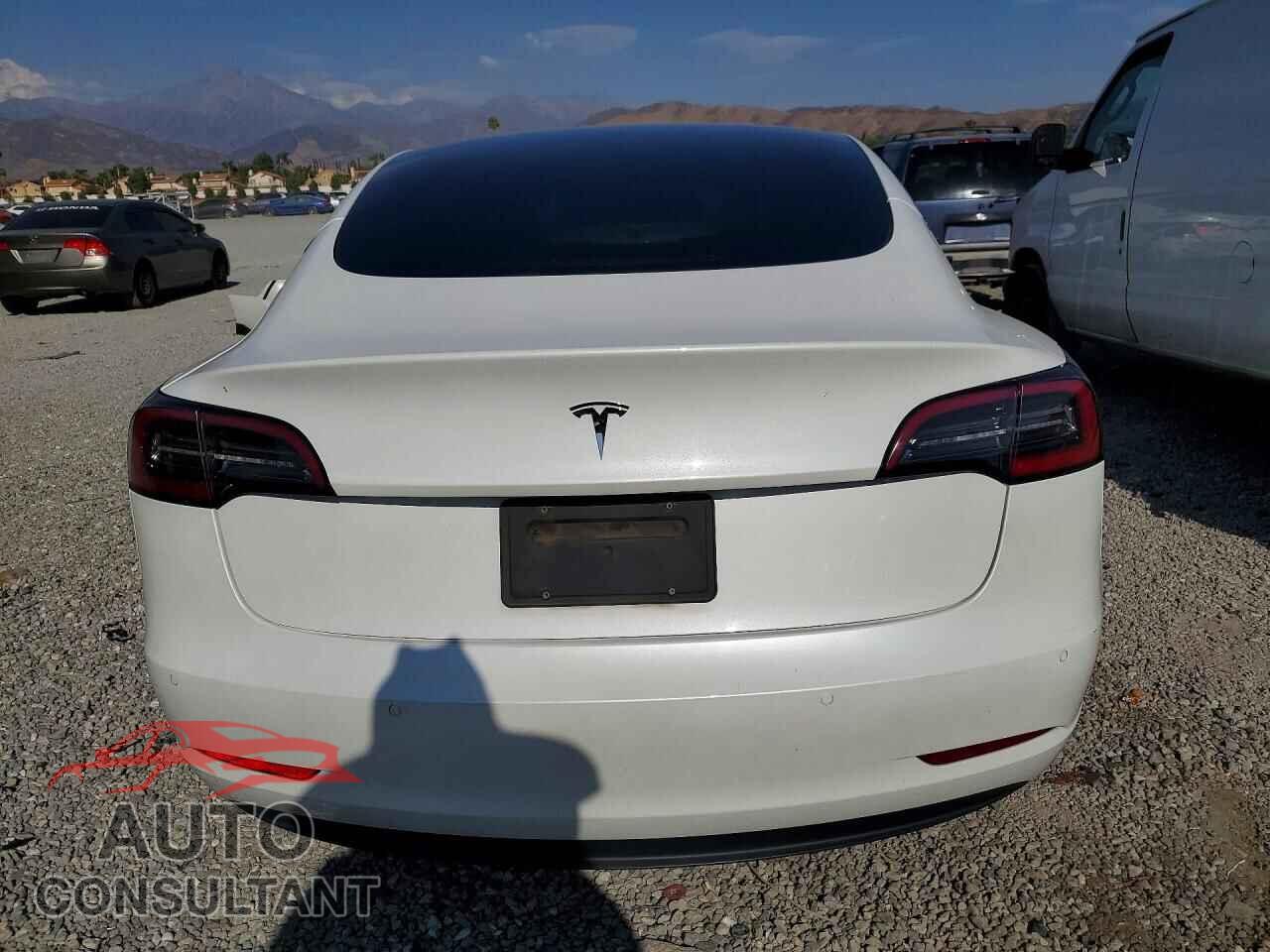 TESLA MODEL 3 2022 - 5YJ3E1EA4NF154595