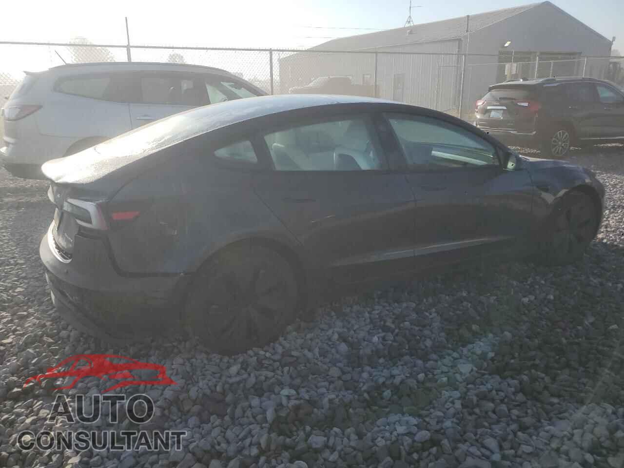 TESLA MODEL 3 2025 - 5YJ3E1EB6SF931296