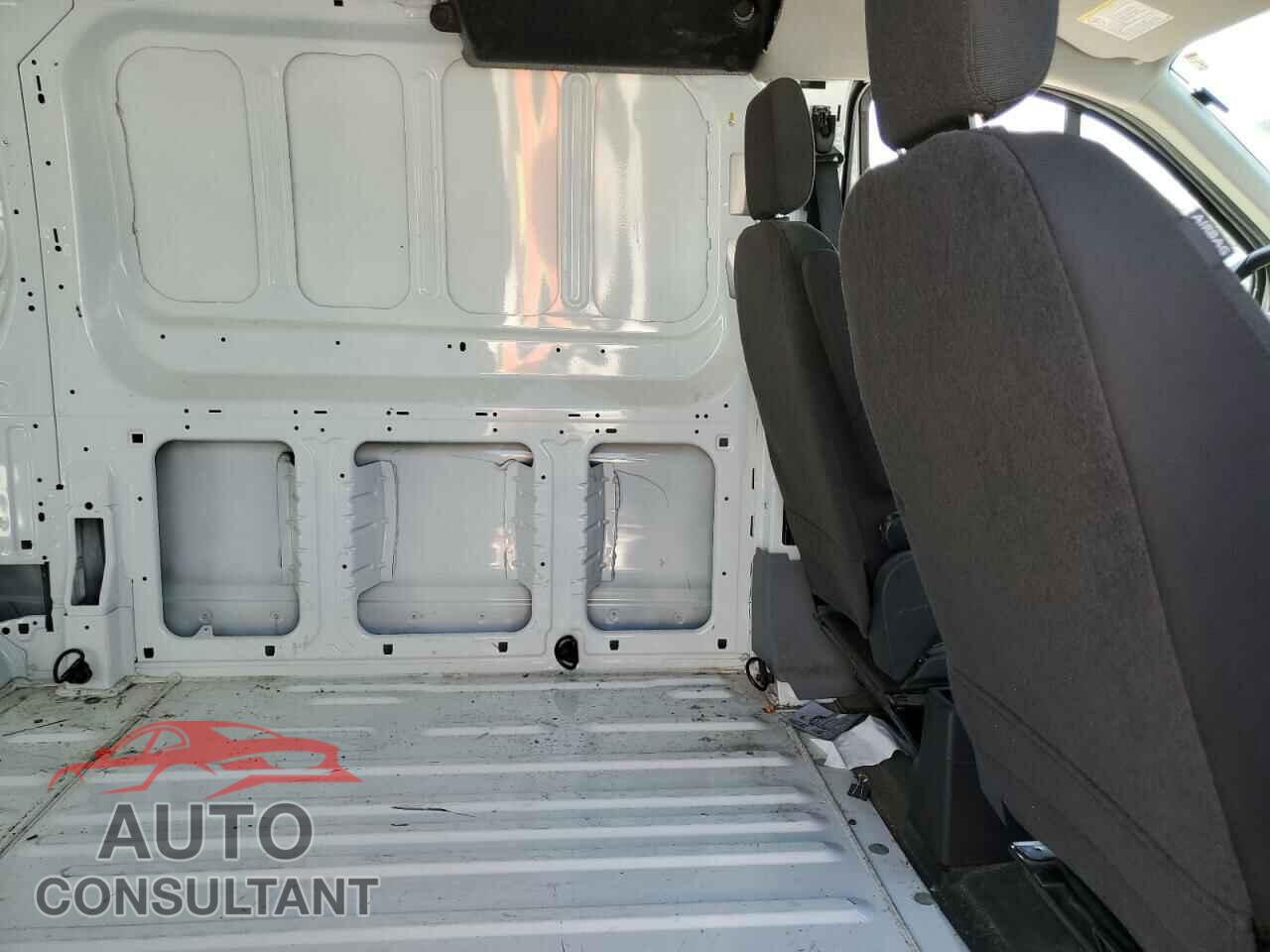 FORD TRANSIT 2017 - 1FTYR1ZM2HKB34545