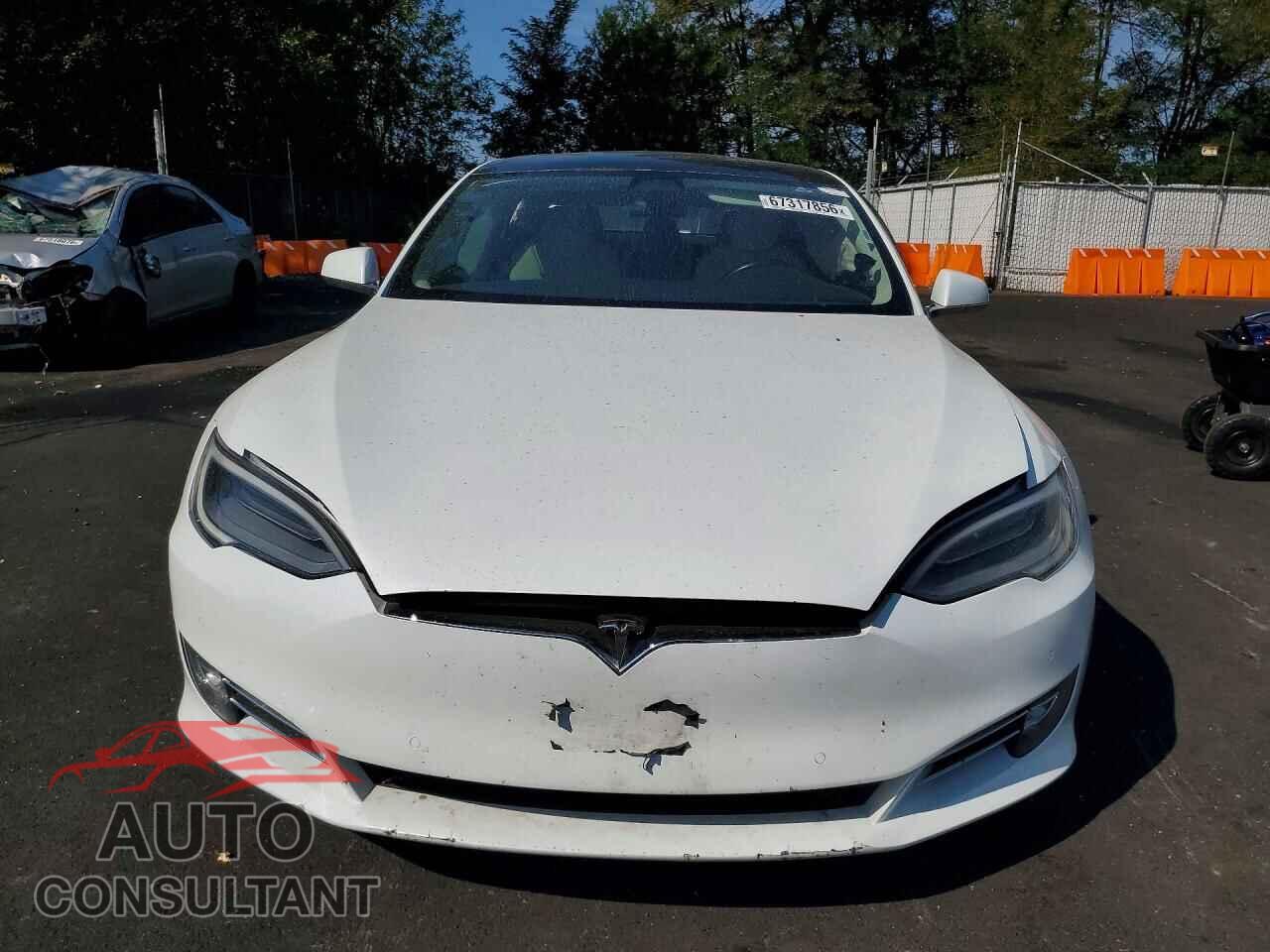 TESLA MODEL S 2018 - 5YJSA1E20JF244739