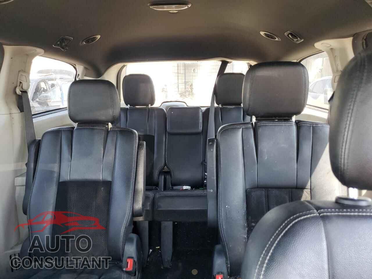 DODGE CARAVAN 2018 - 2C4RDGCG5JR343701