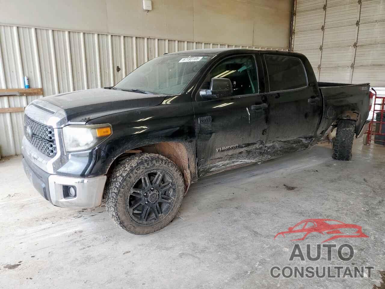 TOYOTA TUNDRA 2019 - 5TFDW5F18KX858288