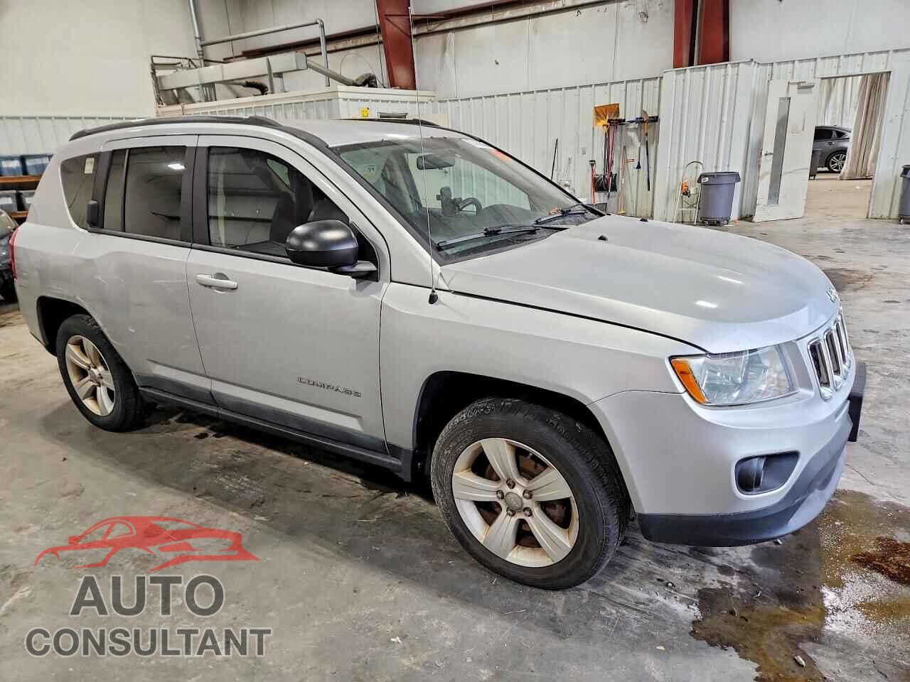 JEEP COMPASS 2011 - 1J4NF1FB5BD251573