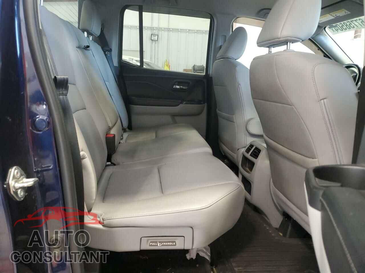 HONDA RIDGELINE 2018 - 5FPYK3F63JB001163