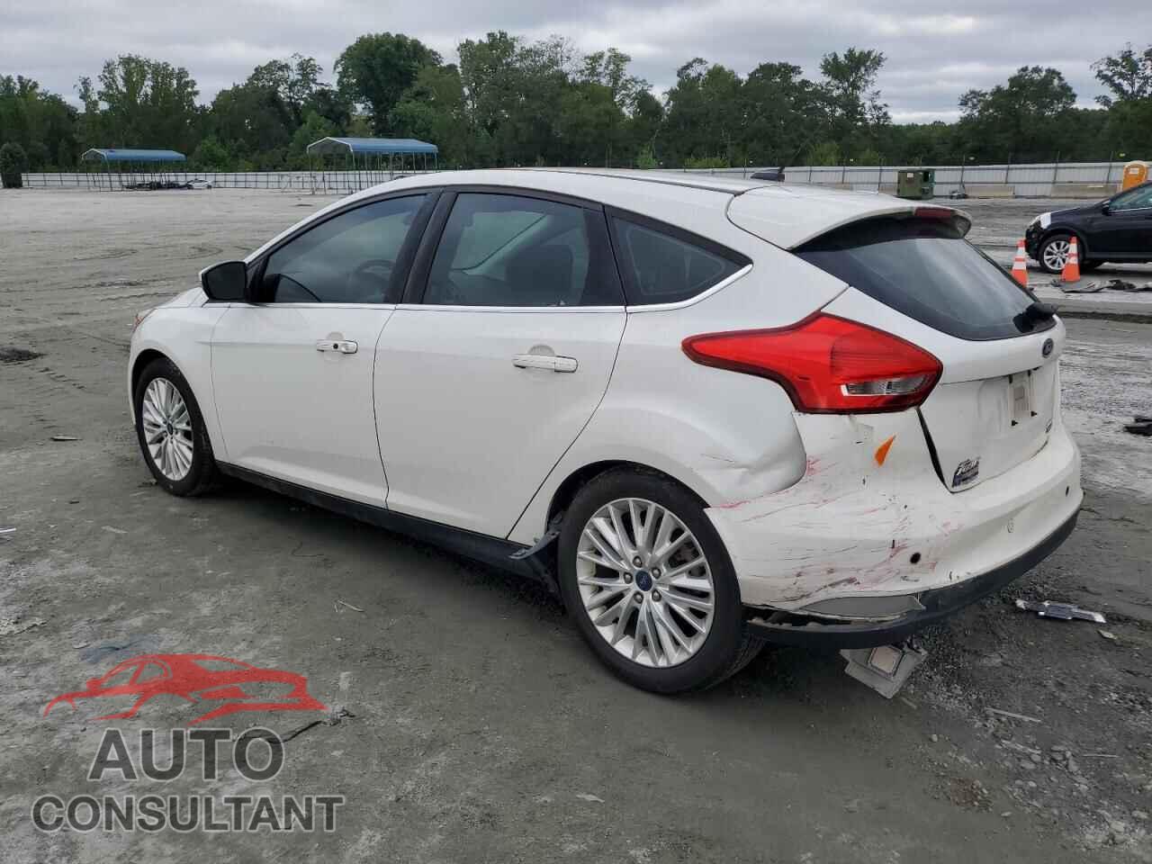 FORD FOCUS 2016 - 1FADP3N22GL212468