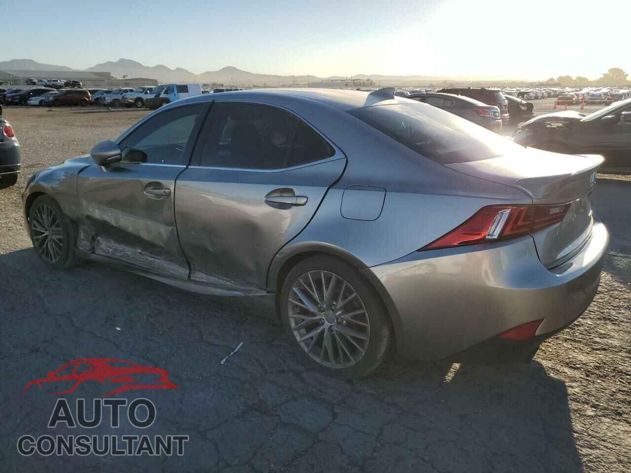 LEXUS IS 2016 - JTHBA1D21G5013665