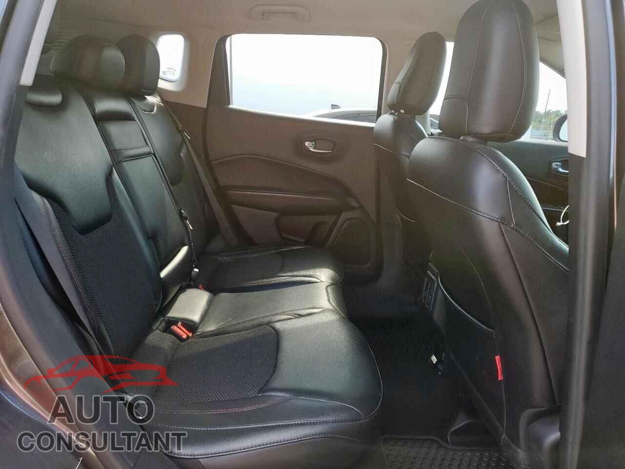 JEEP COMPASS 2018 - 3C4NJDDB2JT451358