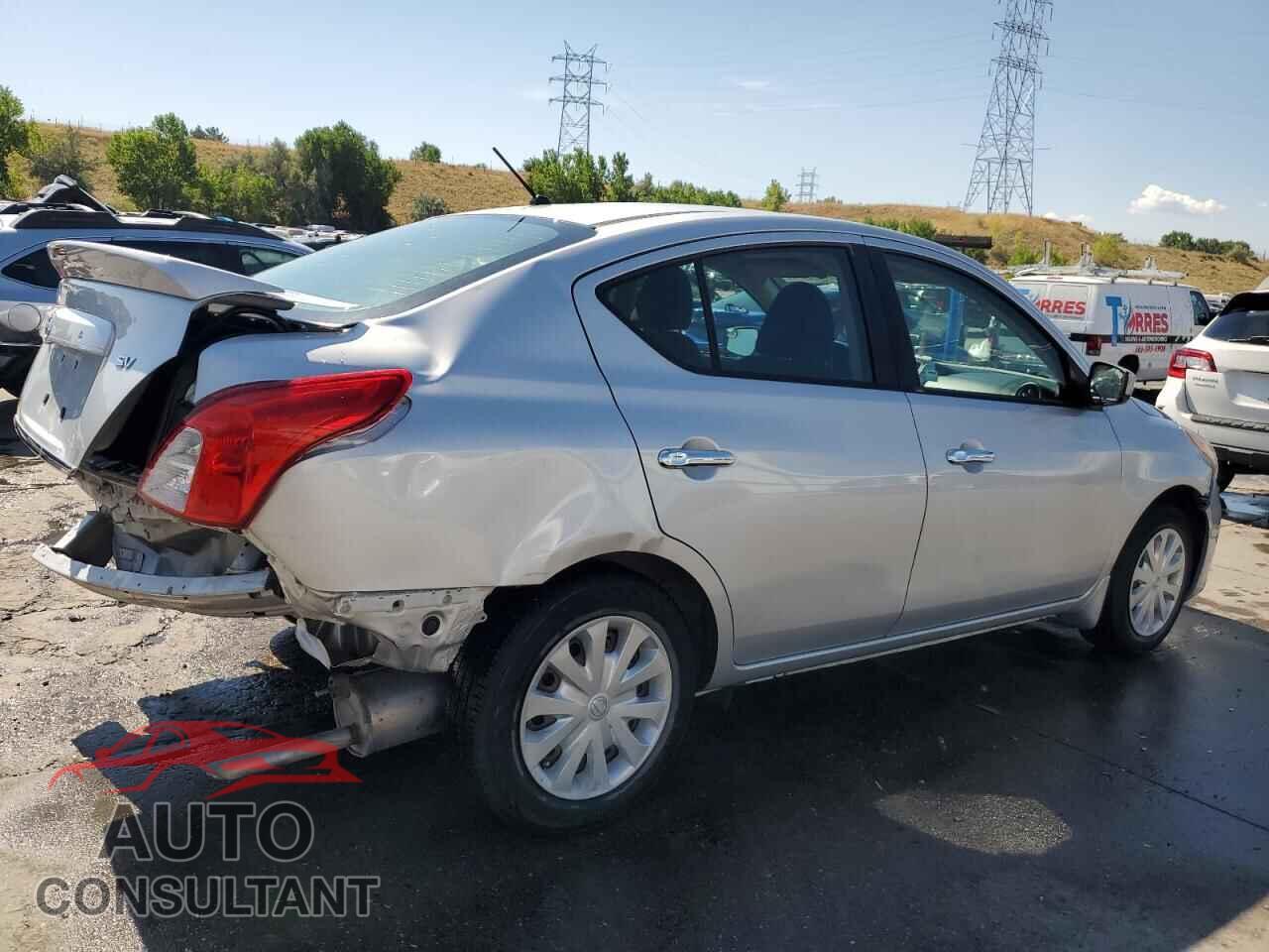 NISSAN VERSA 2017 - 3N1CN7AP3HL893088