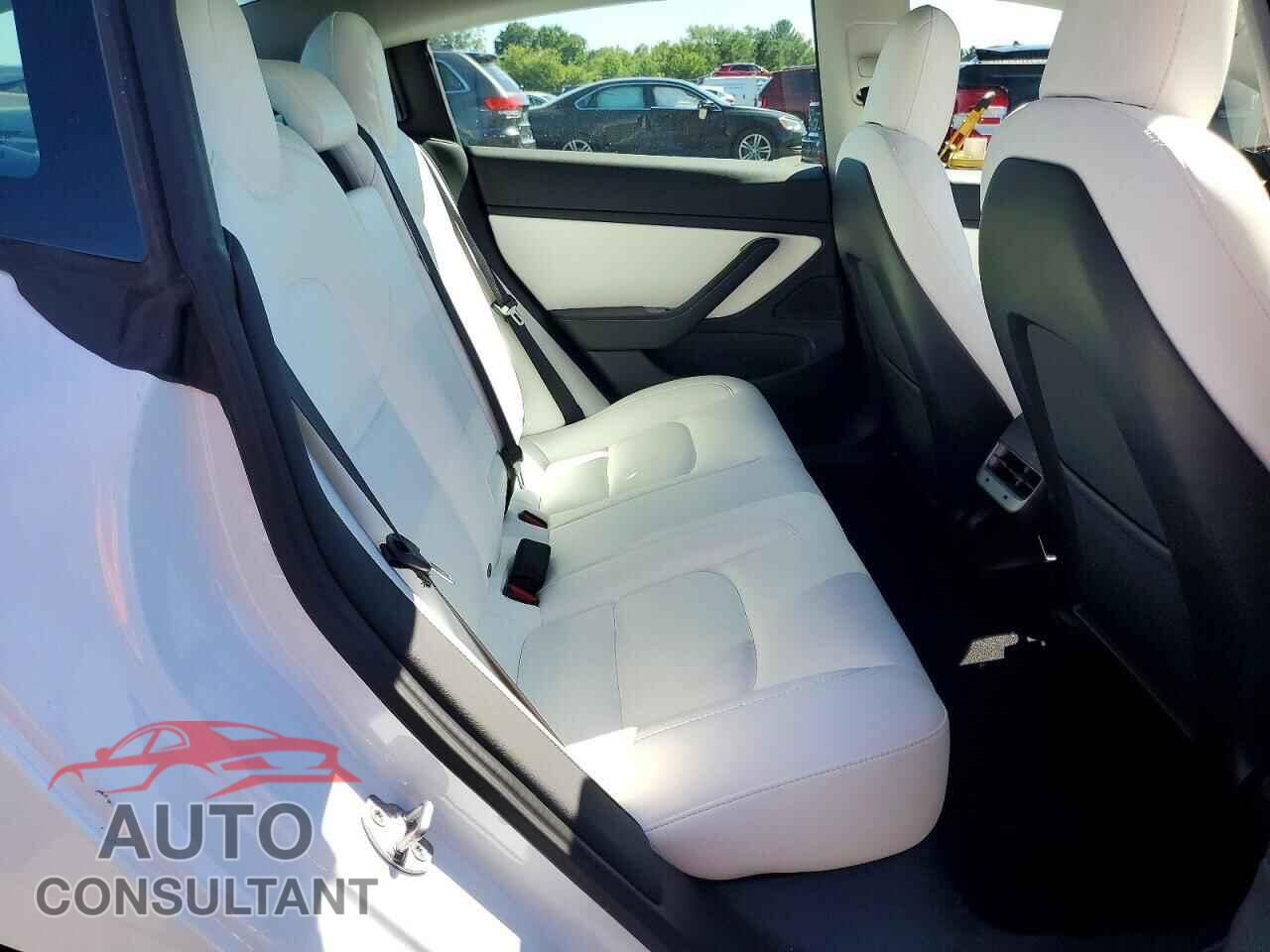 TESLA MODEL 3 2020 - 5YJ3E1EC7LF624729