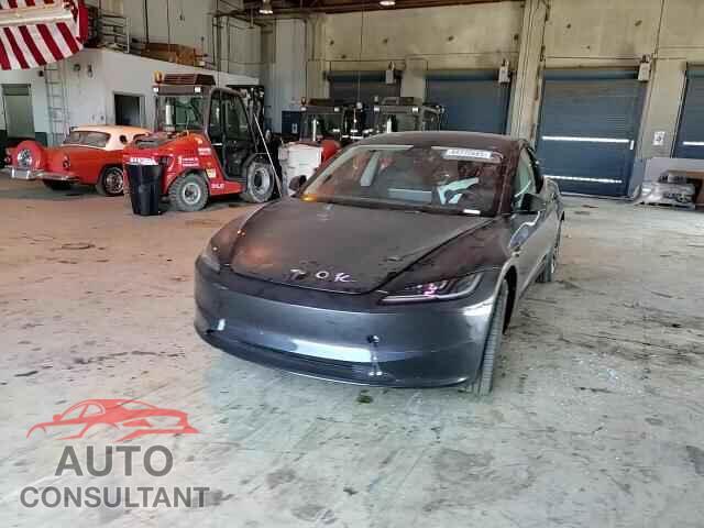 TESLA MODEL 3 2025 - 5YJ3E1EA3SF035271