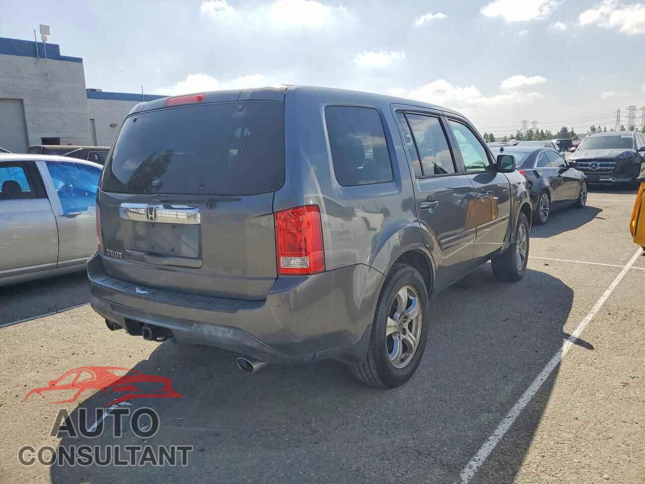 HONDA PILOT 2012 - 5FNYF3H46CB001850