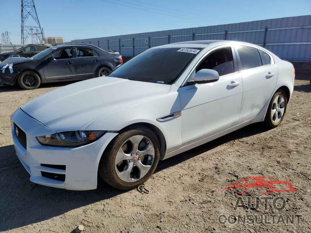 JAGUAR XE 2018 - SAJAR4FX3JCP34011