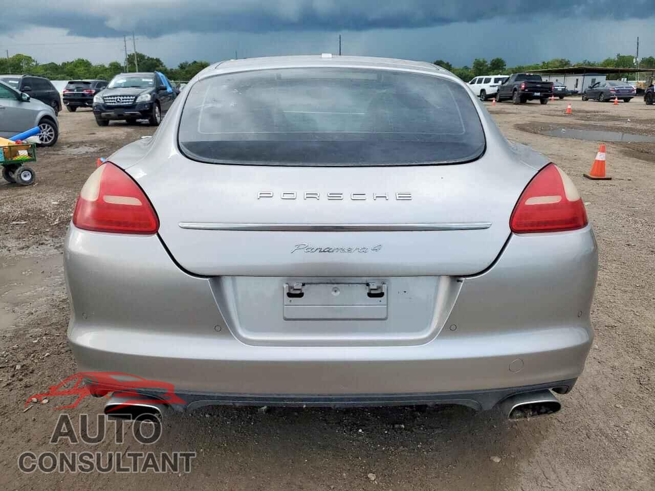 PORSCHE PANAMERA 2011 - WP0AA2A70BL011574
