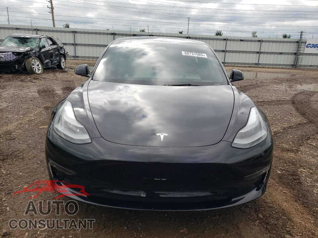 TESLA MODEL 3 2023 - 5YJ3E1EB2PF592589
