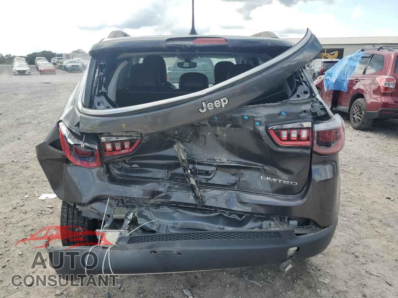JEEP COMPASS 2018 - 3C4NJDCB9JT395159