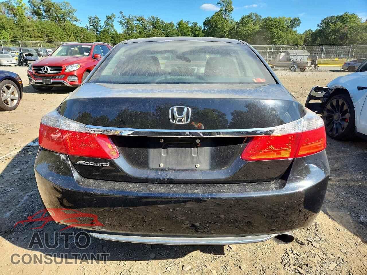 HONDA ACCORD 2013 - 1HGCR2F35DA205704
