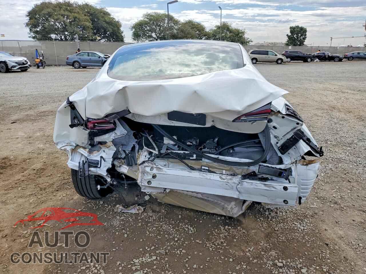TESLA MODEL 3 2023 - 5YJ3E1EA8PF406867