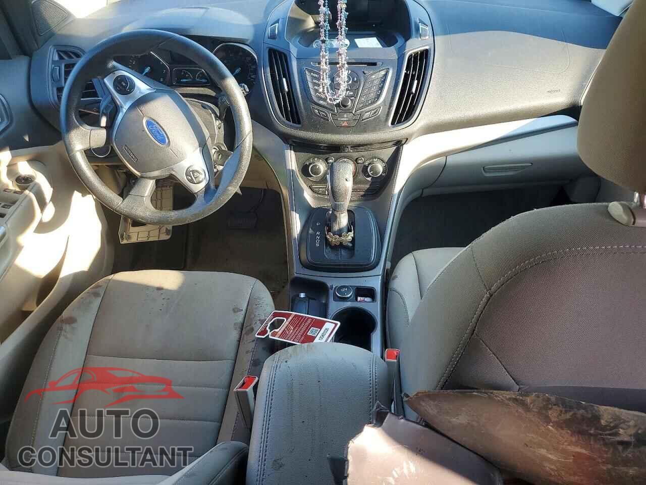 FORD ESCAPE 2016 - 1FMCU0G70GUA67183