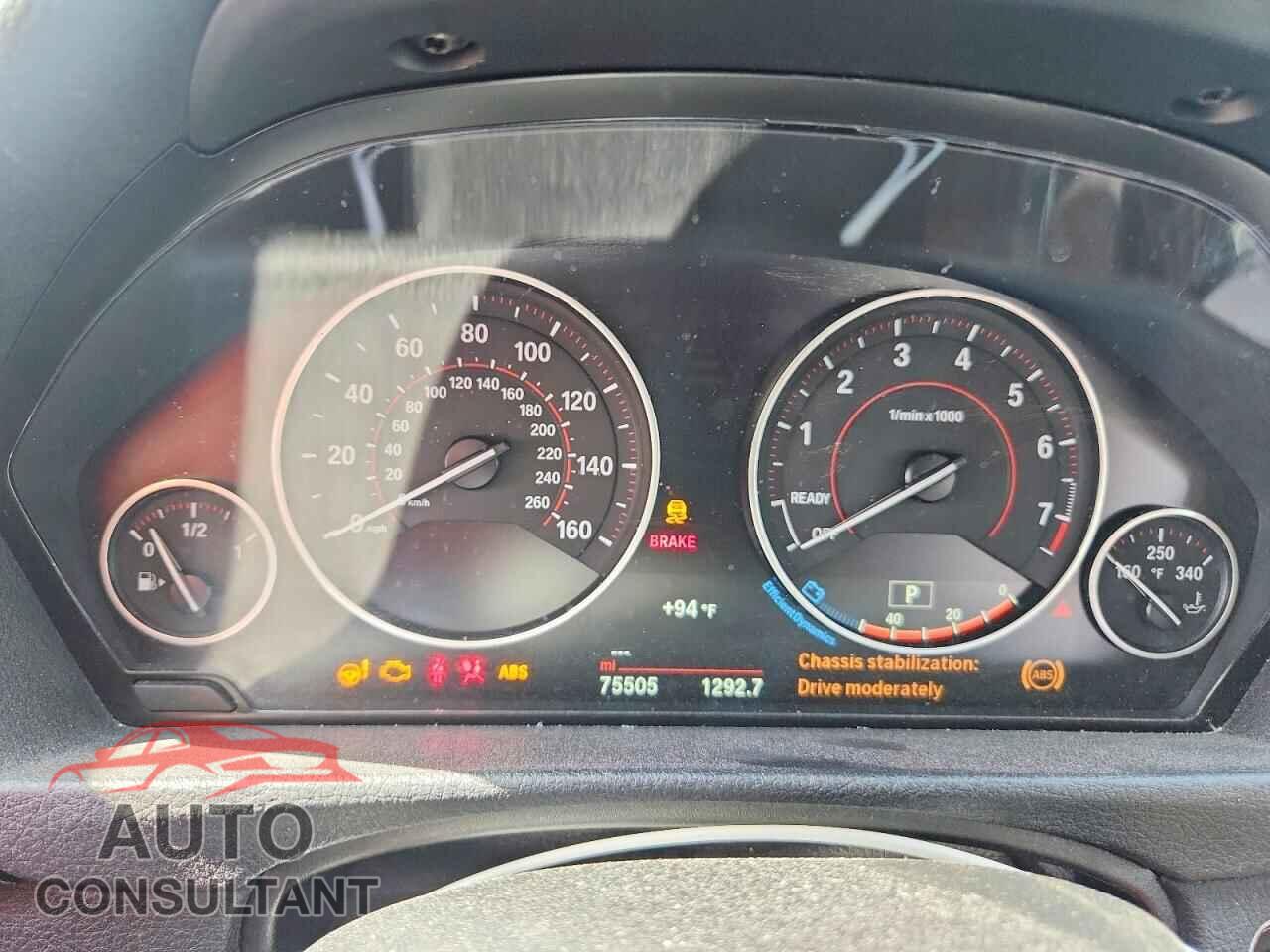 BMW 3 SERIES 2016 - WBA8E9G51GNU28521