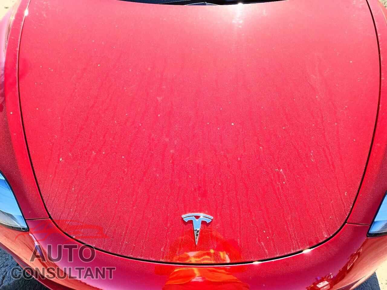 TESLA MODEL 3 2018 - 5YJ3E1EA3JF011678