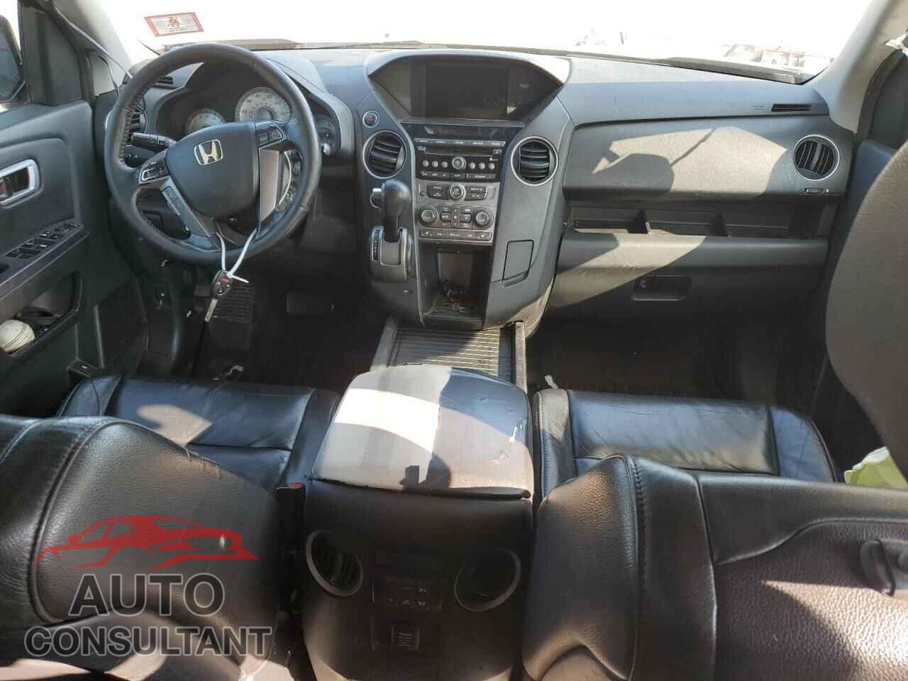 HONDA PILOT 2013 - 5FNYF4H56DB019331