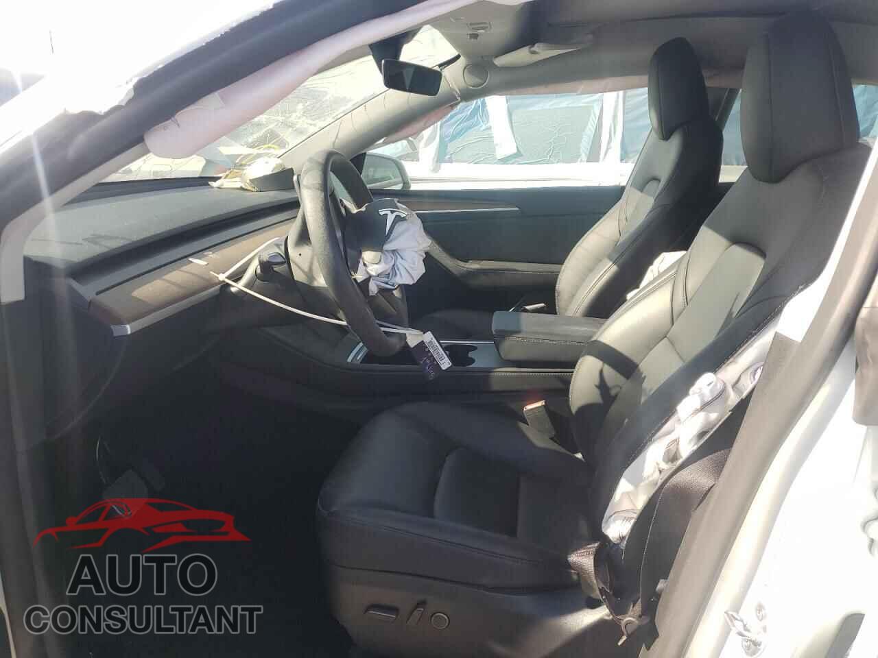 TESLA MODEL Y 2024 - 7SAYGDED1RF091587