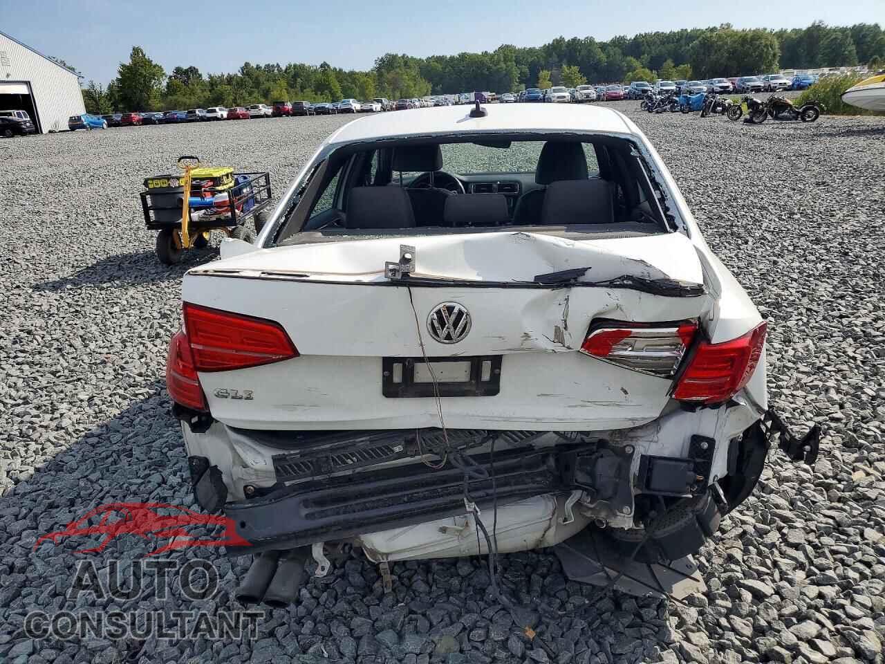 VOLKSWAGEN JETTA 2017 - 3VW4T7AJ3HM342573