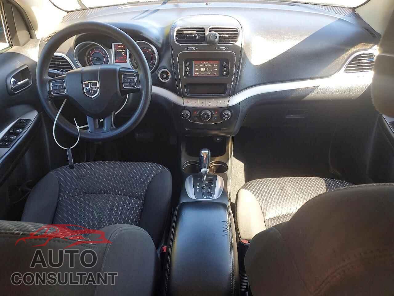 DODGE JOURNEY 2016 - 3C4PDCBG4GT218941