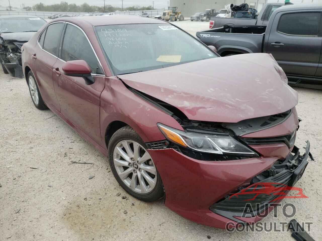 TOYOTA CAMRY 2018 - 4T1B11HK3JU650366
