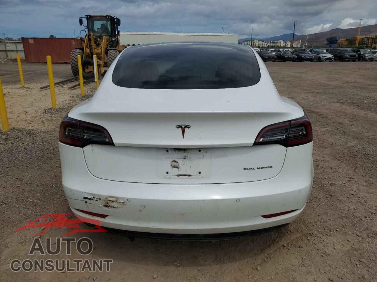 TESLA MODEL 3 2018 - 5YJ3E1EB0JF094804