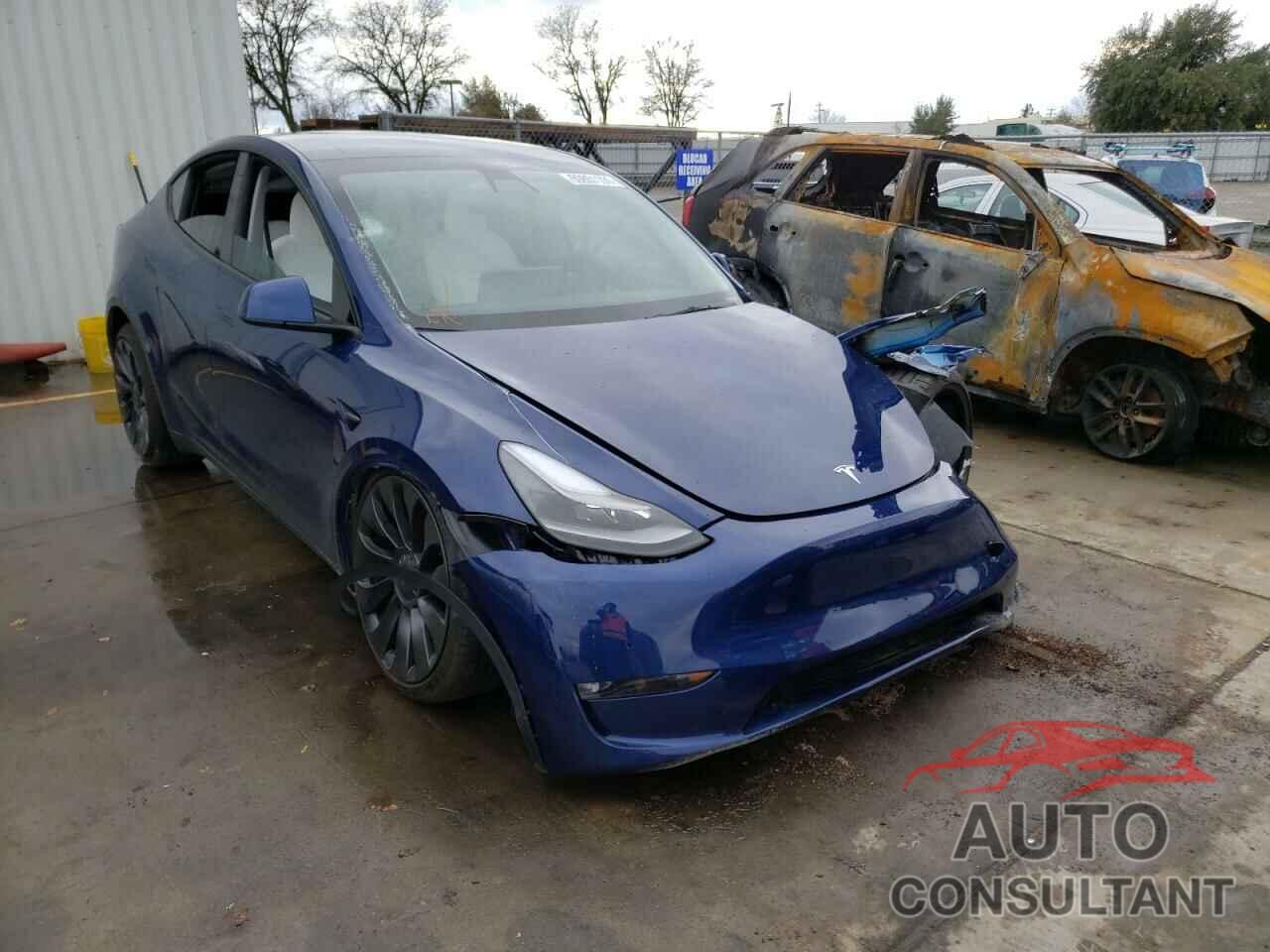 TESLA MODEL Y 2021 - 5YJYGDEF9MF297912
