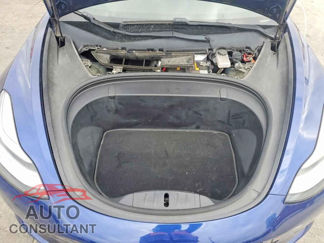 TESLA MODEL 3 2018 - 5YJ3E1EB7JF135414