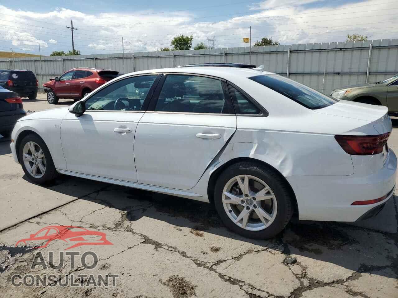 AUDI A4 2018 - WAUDNAF46JA113334