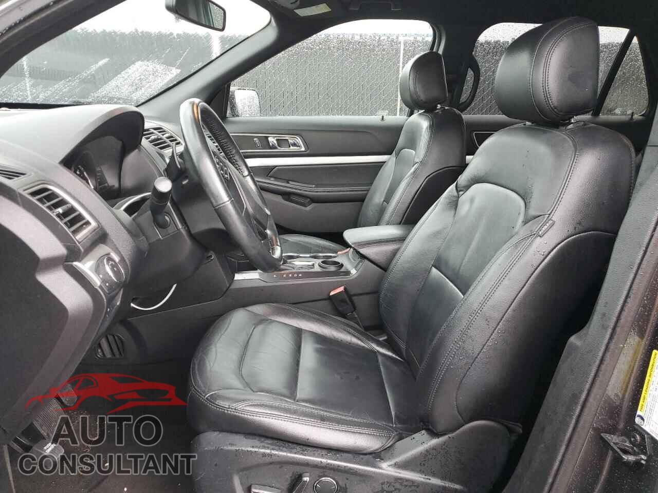 FORD EXPLORER 2017 - 1FM5K7D82HGE33570