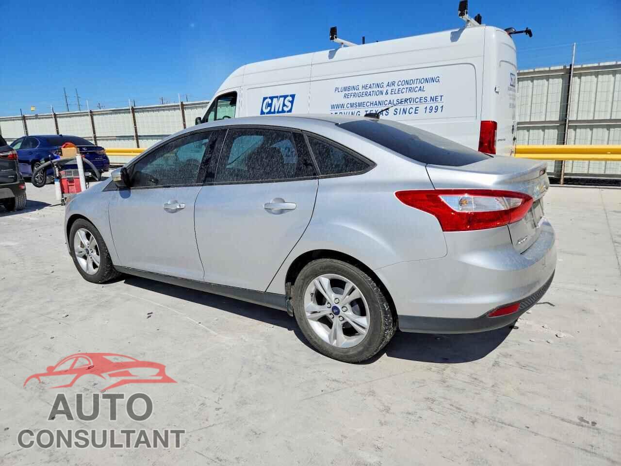 FORD FOCUS 2014 - 1FADP3F22EL445617