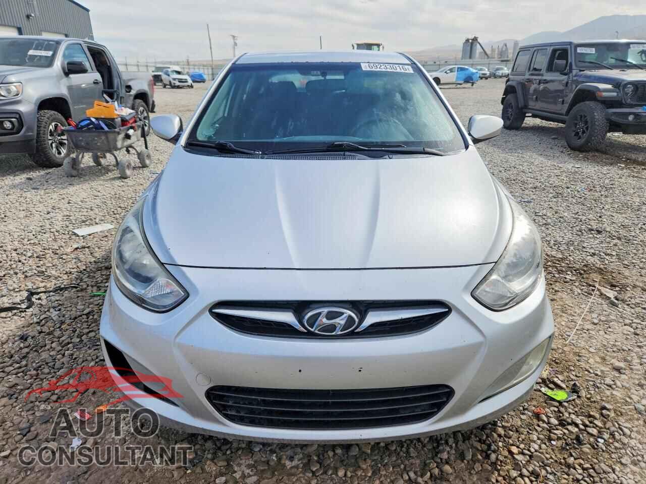 HYUNDAI ACCENT 2012 - KMHCU5AE2CU017688