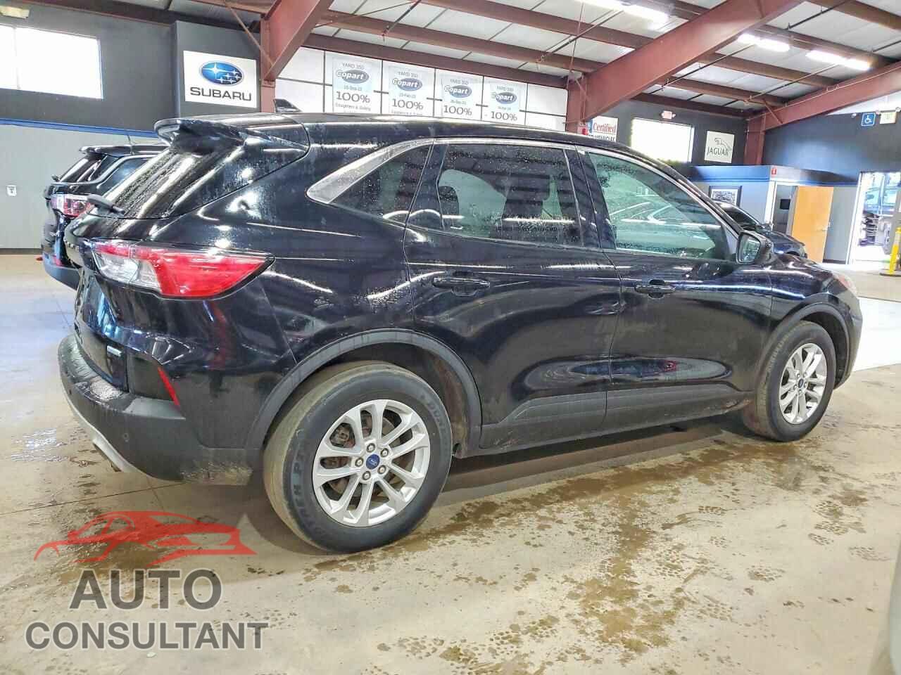 FORD ESCAPE 2020 - 1FMCU0G65LUA81565