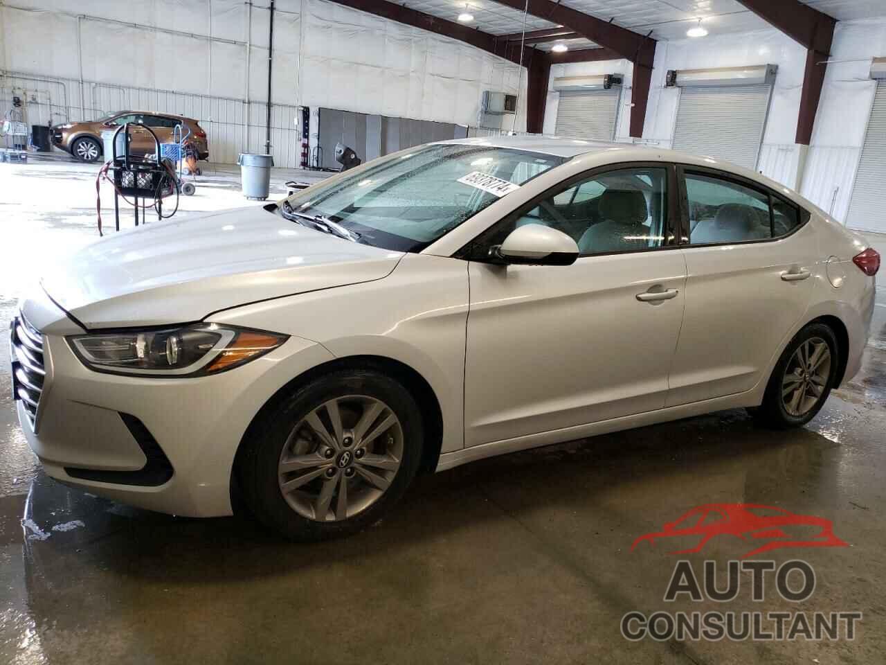 HYUNDAI ELANTRA 2018 - 5NPD84LF4JH258706