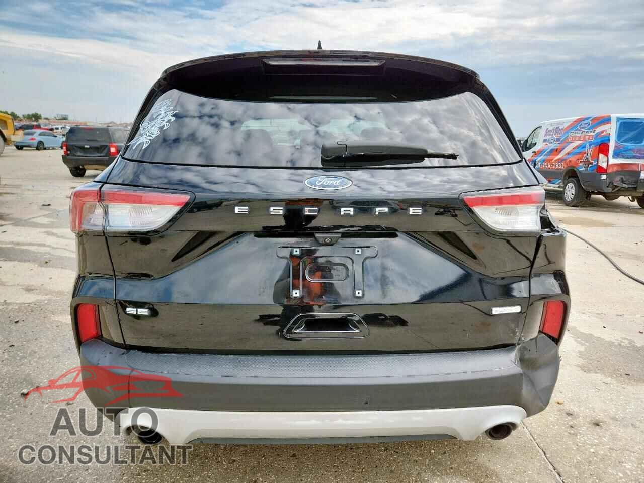 FORD ESCAPE 2020 - 1FMCU0G67LUA75914