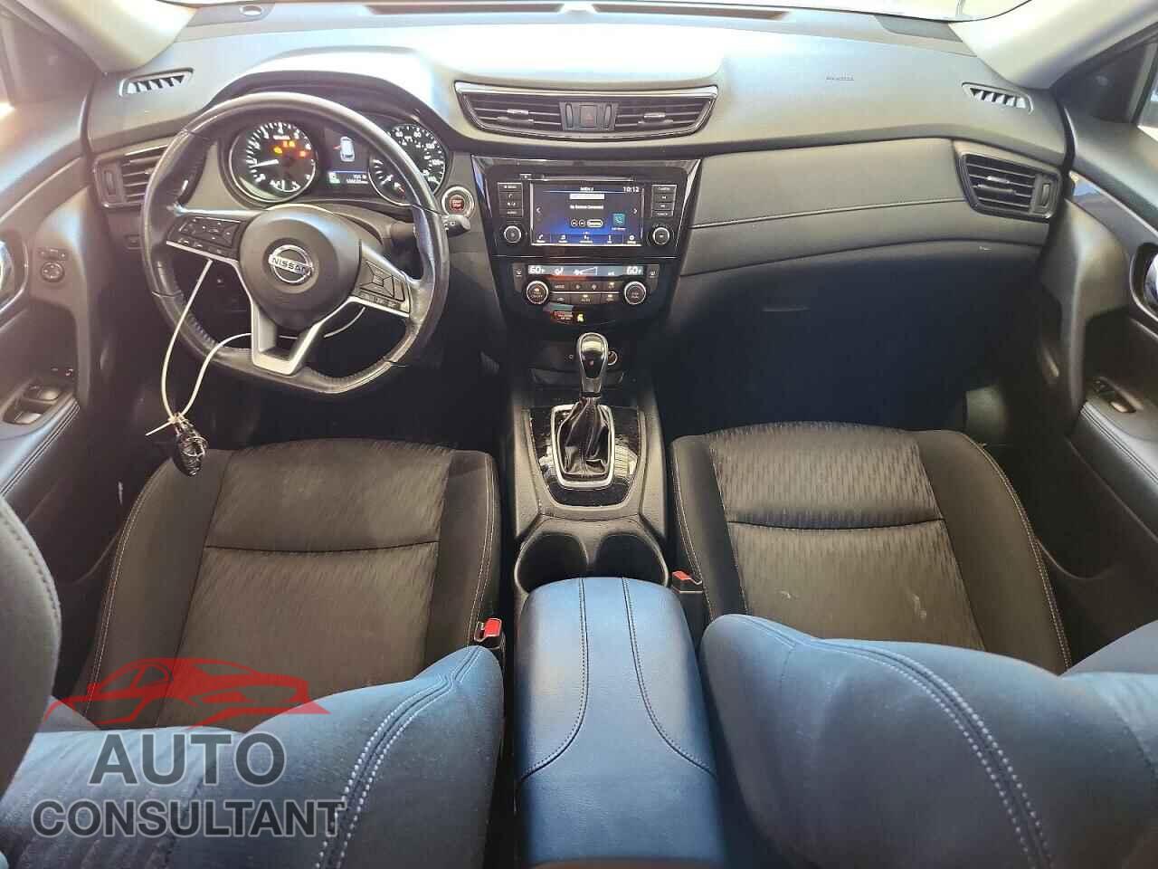 NISSAN ROGUE 2018 - KNMAT2MT0JP593024