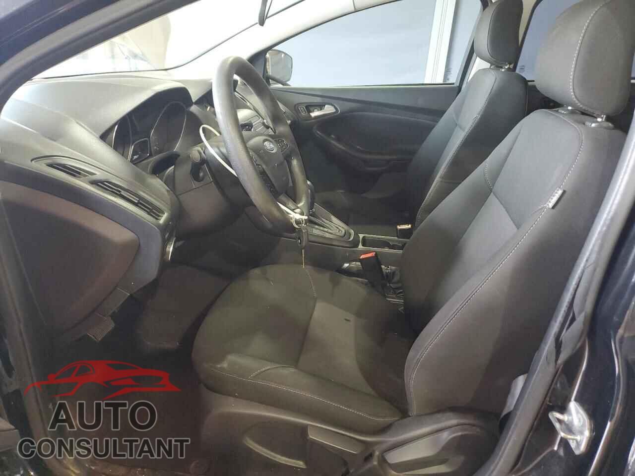 FORD FOCUS 2018 - 1FADP3FE5JL205532