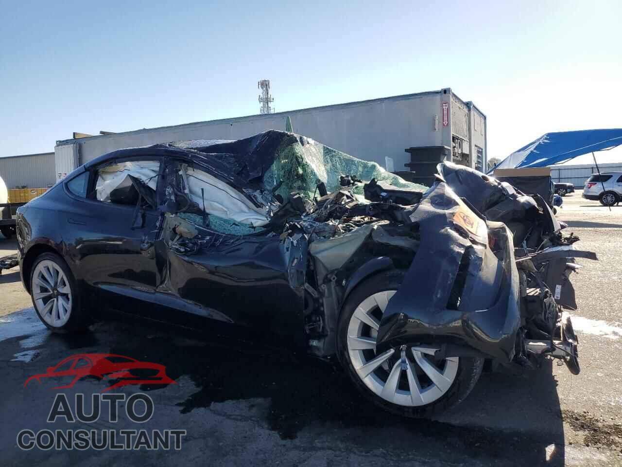 TESLA MODEL 3 2023 - 5YJ3E1EA8PF455809
