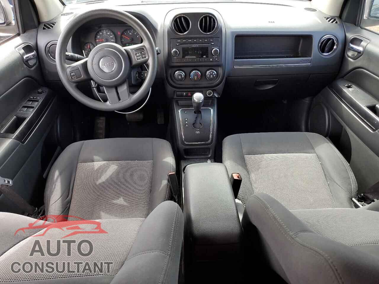 JEEP COMPASS 2011 - 1J4NF1FB2BD215582