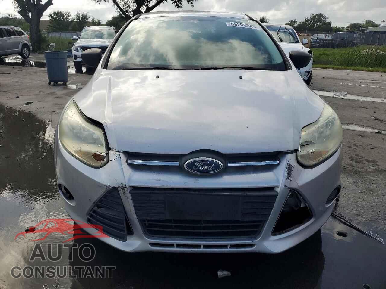 FORD FOCUS 2012 - 1FAHP3E22CL193920