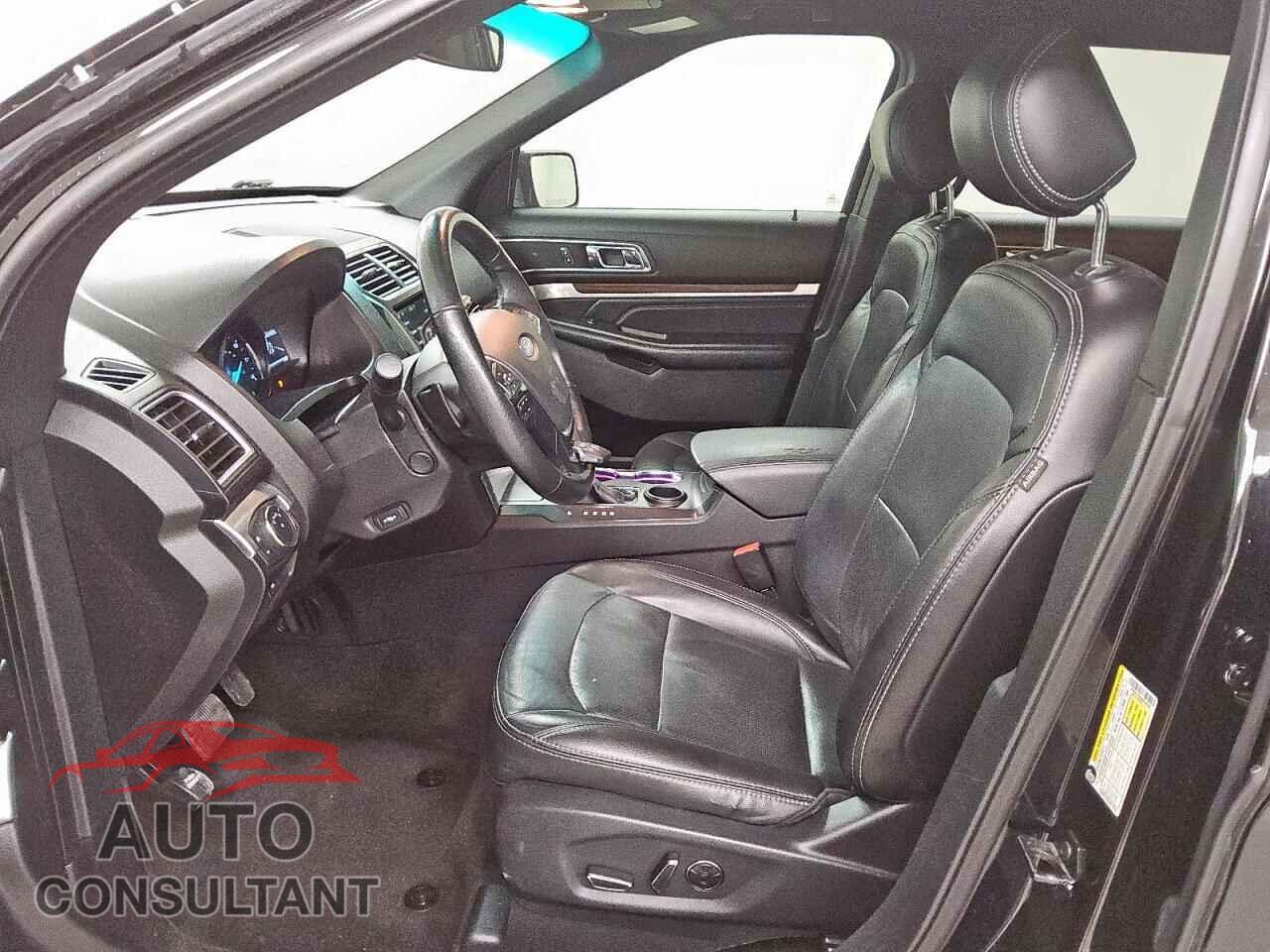 FORD EXPLORER 2017 - 1FM5K7F86HGA58506