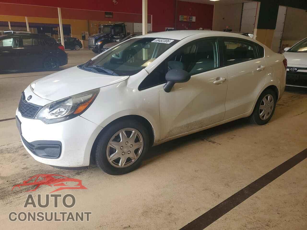 KIA RIO 2014 - KNADM4A35E6327212